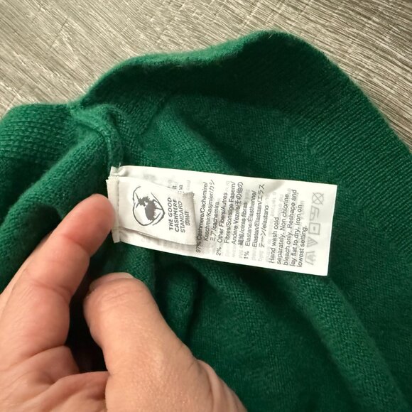 J. Crew Green 100% Cashmere Sweater Metallic Gold Heart Size XL - Picture 4 of 6